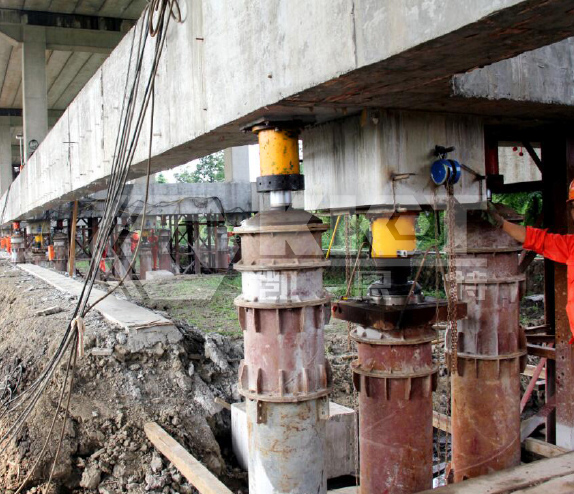 Overall Synchronous Lifting of Large Bridges