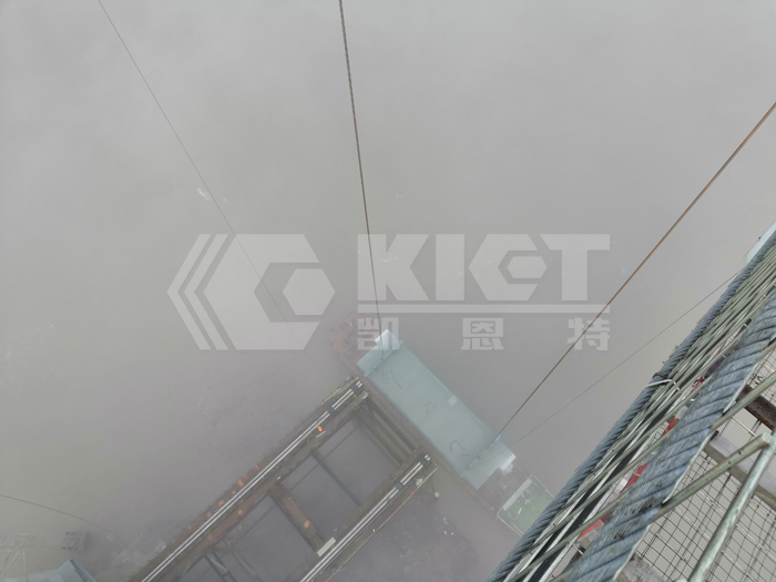 Suspension bridge steel box girder lifting