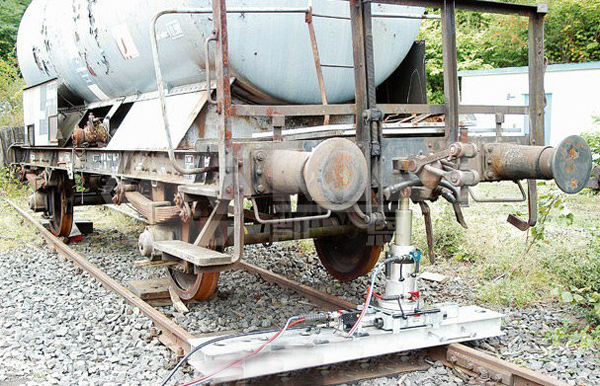 Locomotive Re-railing Hydraulic Systems are used to jack up and re-rail locomotives after derailment.