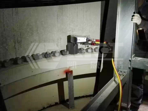 Bolt Pre-tightening for Wind Turbine Tower and Nacelle