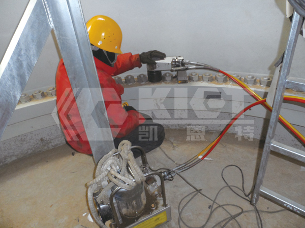 Bolt Pre-tightening for Wind Turbine Tower and Nacelle