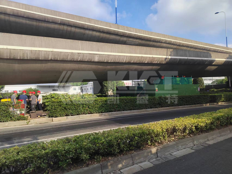 Synchronous Jacking Replacement of Bearings on the Longjiang Road Elevated Ramp in Changzhou