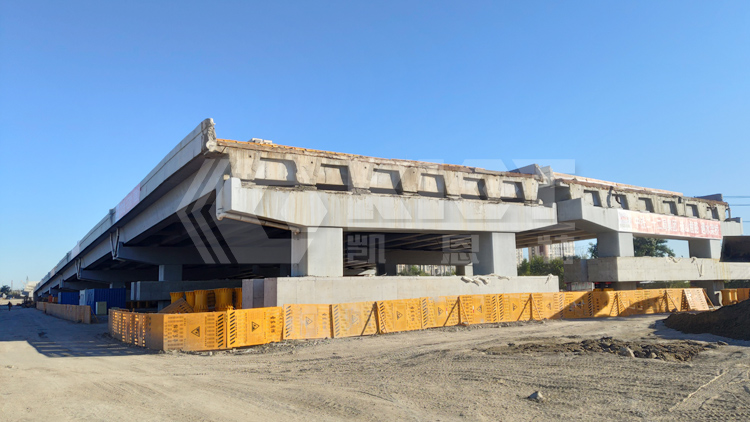 Synchronous Lifting Project for the Old Bridge Reconstruction on Harbin East Third Ring Expressway