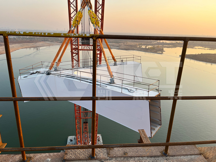 Jingxiong Expressway Arch Brace Lifting Project