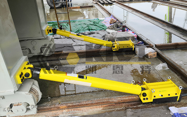 Synchronous pushing hydraulic system used in the world’s first UHV multi-stage hybrid DC transmission project