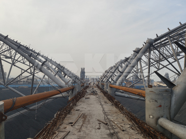 On-Site Installation of Steel Structure Roof Using Synchronized Pushing System