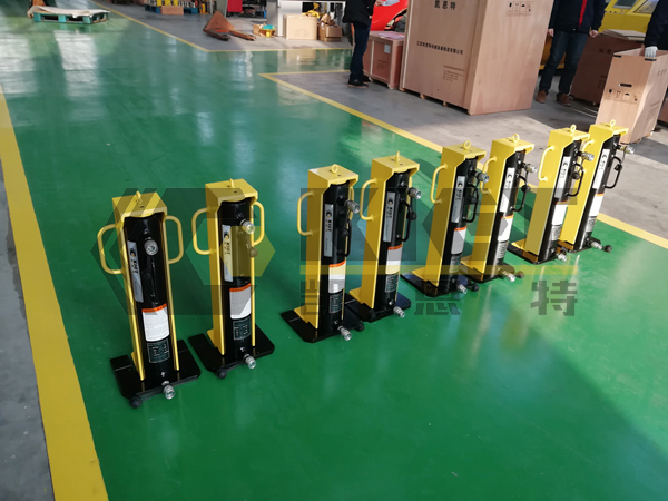 Utilizing 8 Specialized Jacks for Track Slab Precision Adjustment