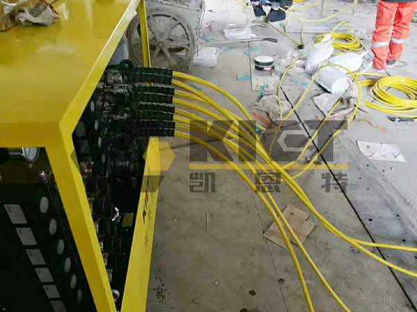 24-point intelligent control synchronous lifting hydraulic system