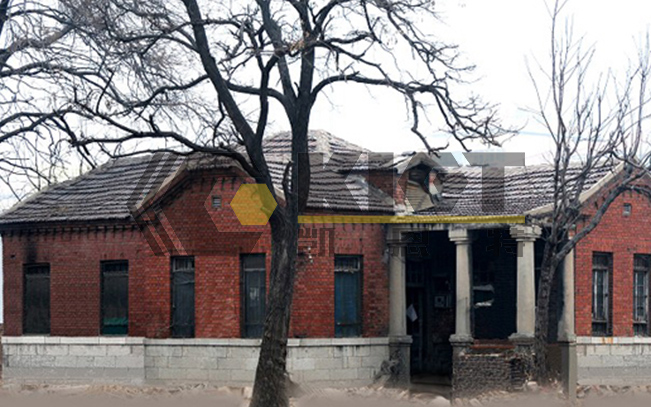 Relocating a Historic Building Using a Synchronous Lifting System