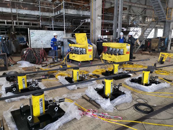 “Two-to-Eight” Functional Testing of the Synchronized Lifting System