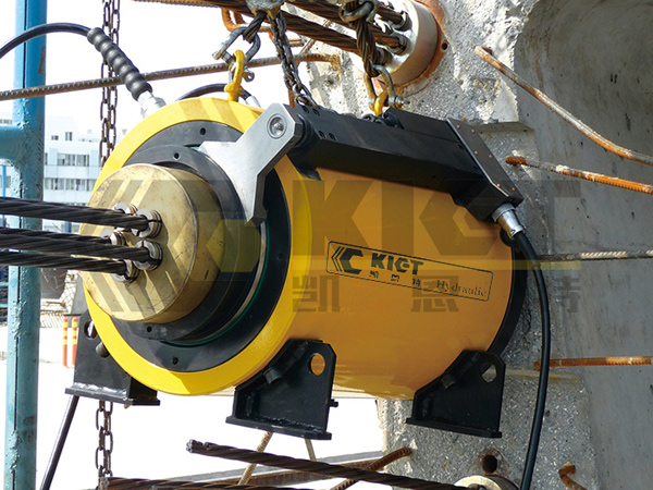 Prestressed Tensioning of Box Girder Using Tensioning Hydraulic Jacks
