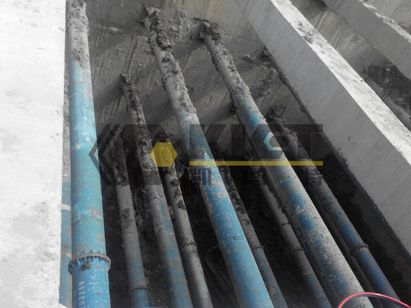 Deep foundation pit support adopts axial force support intelligent control hydraulic system