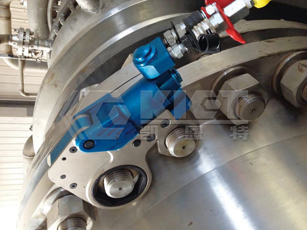 Hollow Hydraulic Torque Wrenches for Refinery Pipeline Flange Bolt Pre-tightening