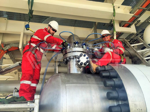 Hydraulic Bolt Tensioner for Bolt Tensioning and Pre-tightening of Pressure Vessels