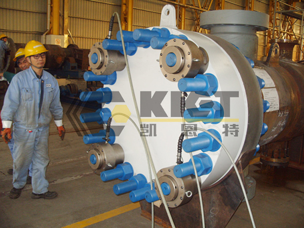 Bolt Tensioning and Pre-tightening for Chemical Plant Pressure Vessel Bolts