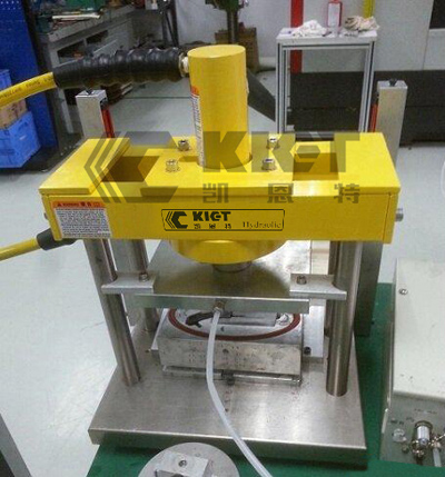VLP Series Hydraulic Press on-site application