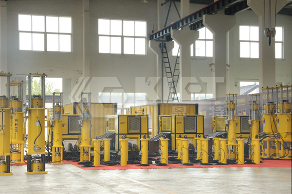 Complete set of intelligent synchronous hoisting equipment