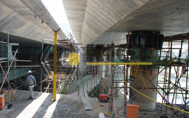 PLC synchronous lifting system is used in Chongqing Beipo Bridge bridge hidden danger rectification project