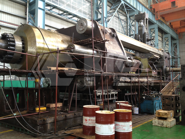 Single-Acting Low-Profile Hydraulic Cylinders for On-Site Lifting and Alignment of 16,000-Ton Presses in Manufacturing Plants
