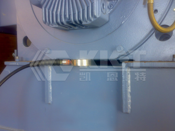 Ultra-Low Profile Hydraulic Cylinders for Screw Compressor Maintenance