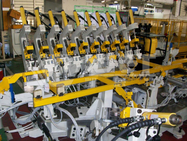 Double-Acting Hydraulic Cylinders Used with Industrial Fixture Systems