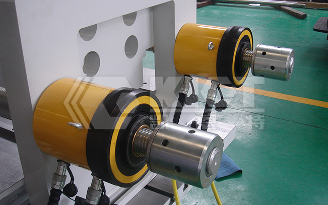 Applications of Double-Acting Hollow Plunger Hydraulic Cylinders