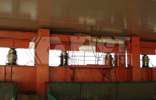 Double-Acting Aluminum Hydraulic Cylinders for Lifting Large Steel Structures
