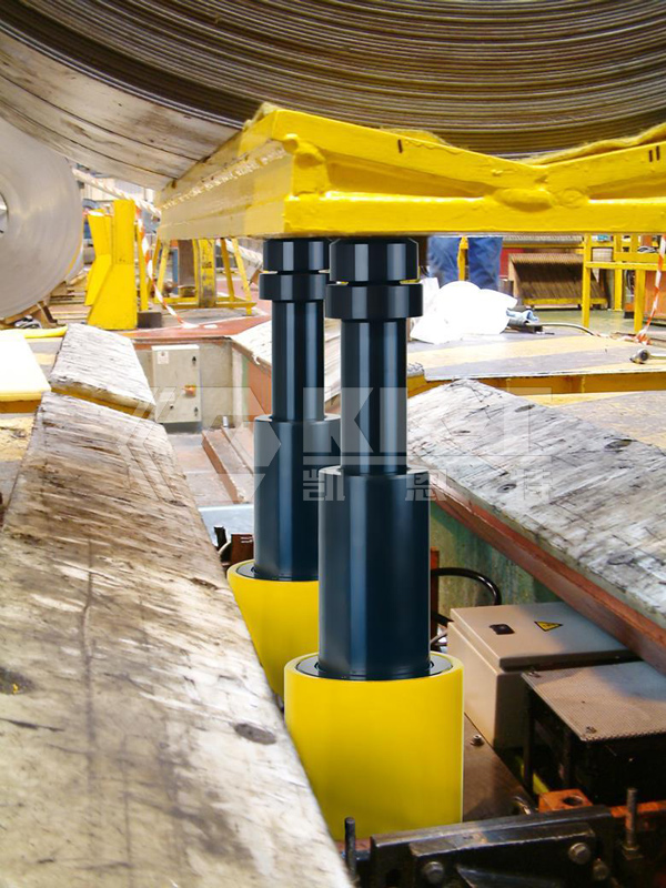 Double-Acting Multi-Stage Hydraulic Climbing Jacks for Extended Stroke in Confined Spaces