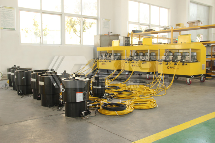 PLC hydraulic synchronous jacking system