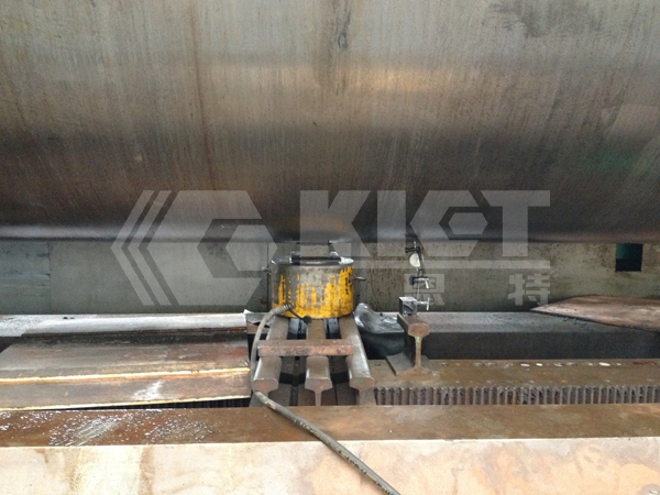 hydraulic jacks
