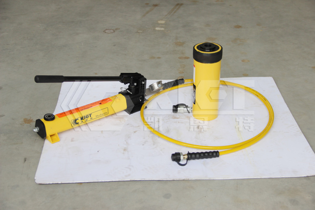 Supporting scheme of 30T hollow plunger hydraulic cylinder and hydraulic hand pump
