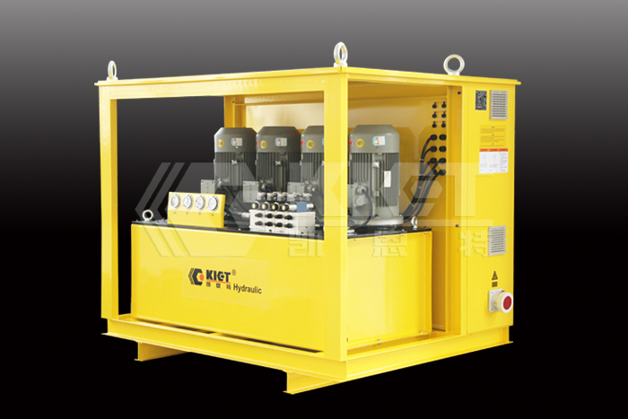 Four-point synchronous pushing system