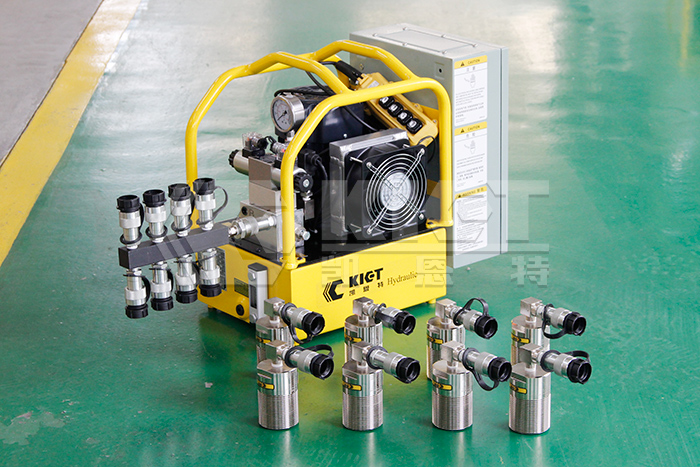 One drive eight configuration scheme of 12T single acting hydraulic cylinder