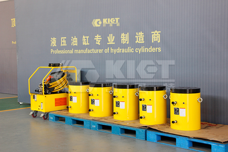 One drive five configuration scheme of double acting high tonnage hydraulic cylinder