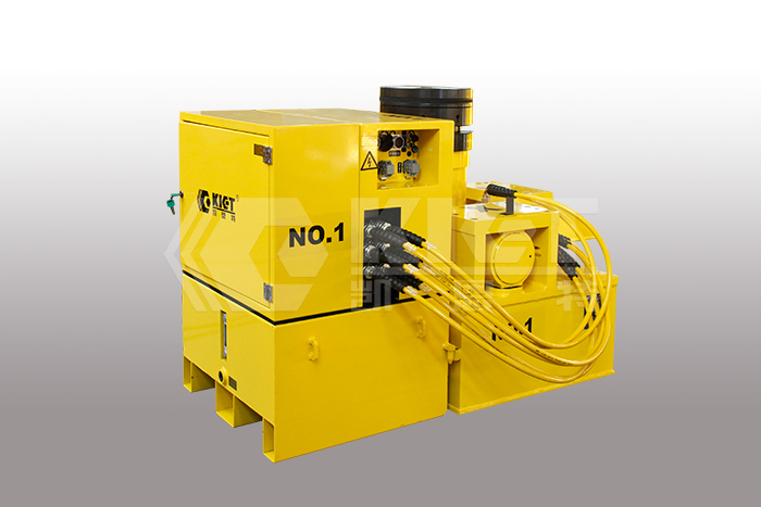 The main lifting mechanism, the level adjustment mechanism and the hydraulic station of the lifting system