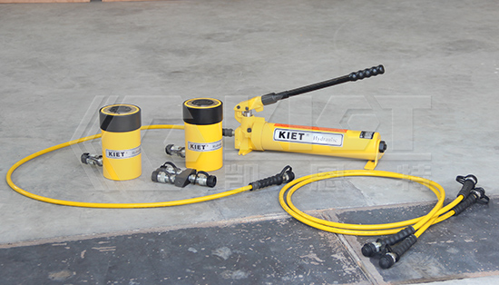 One drive two configuration scheme of split type hydraulic cylinder