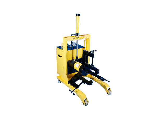 Automatic lifting type electric hydraulic gear puller