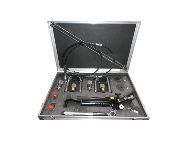 Hydraulic Flange Pulling Tool