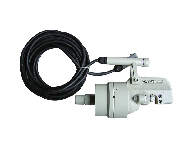 Hydraulic Roll Changing Tool for High Line